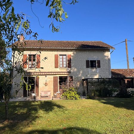 Les Bruyeres B&B 2 Montbron Zewnętrze zdjęcie